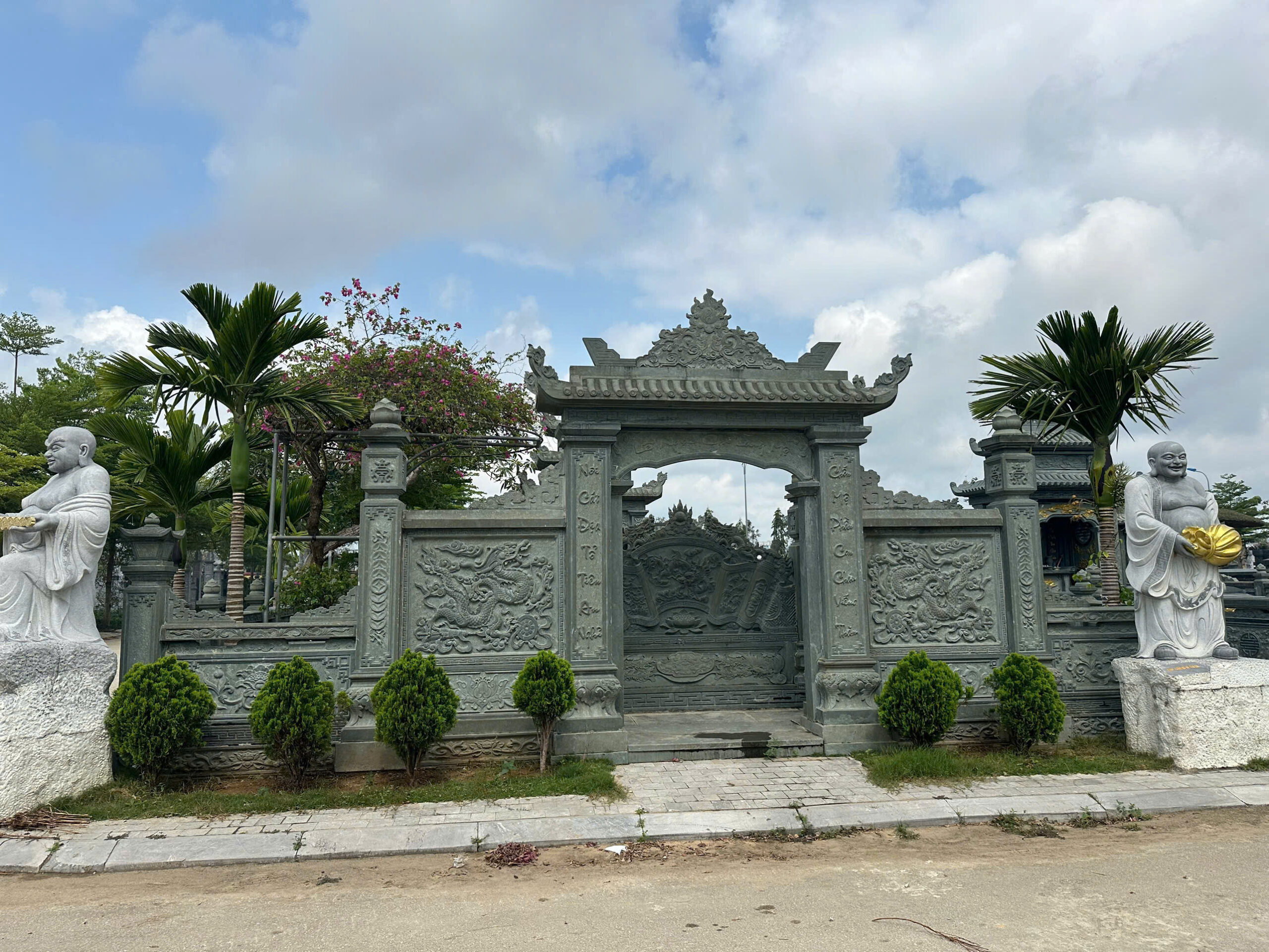 Đơn vị Thiết Kế Thi Công Khu Lăng Mộ Đá Rêu Tại Hải Phòng Uy Tín Chất Lượng Chuẩn Phong Thủy