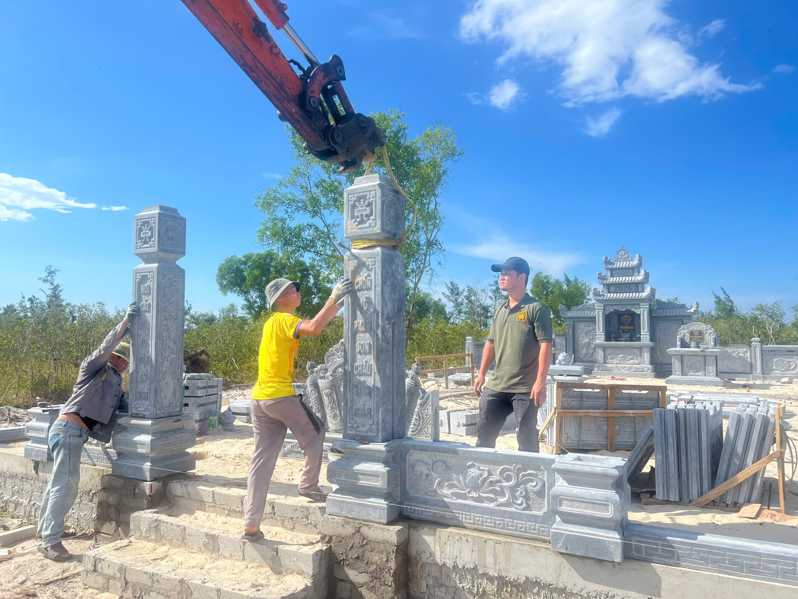 Báo Giá Lăng Mộ Đá Tại Bắc Ninh - Thi Công Lăng Mộ Đá Trọn Gói Tại Bắc Ninh