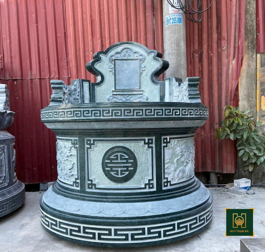 Mộ Đá Tròn Xanh Rêu Thanh Hóa