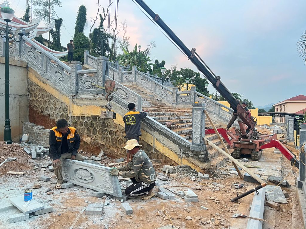Thi Công Đá Mỹ Nghệ Khu Nghĩa Trang Liệt Sỹ - Hàng Rào, Lan Can, Mộ Đá, Bậc Tam Cấp